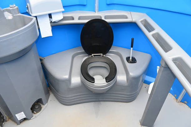 Best Restroom trailer rental cost  in Indian Lake, MO